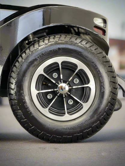 Sterling S700 (2023)